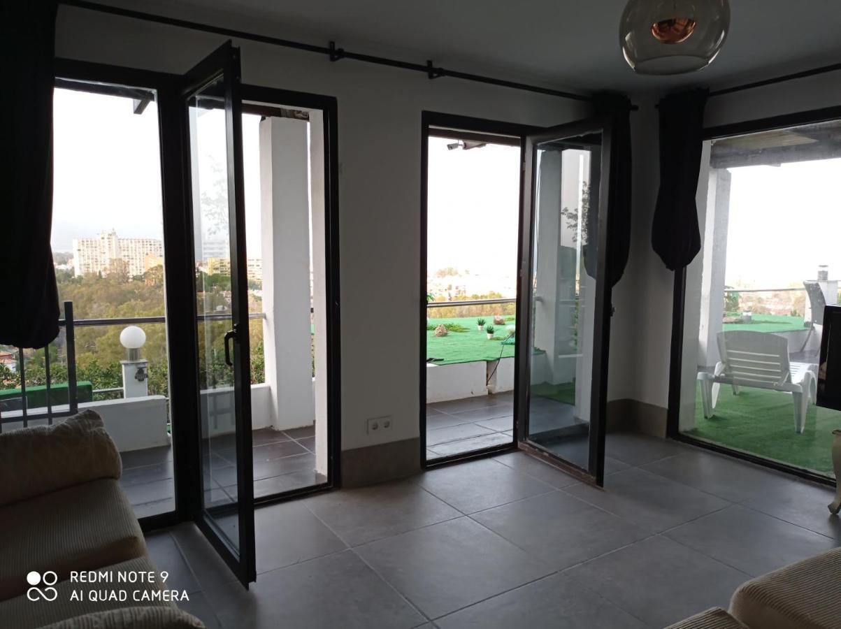 Hospedagem domiciliar Clark Suites Habitaciones *